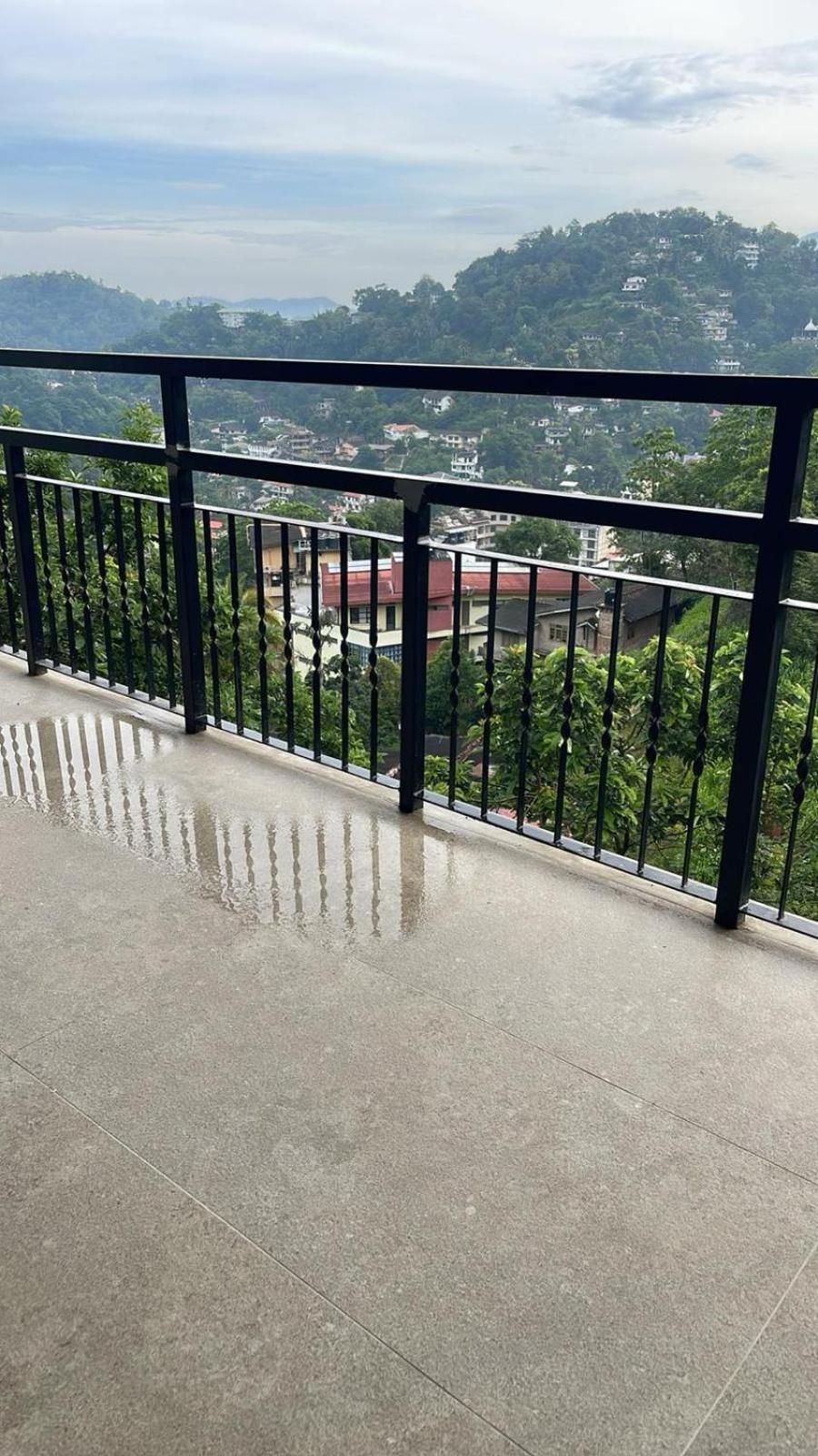 Lush Breeze Hotell Kandy Eksteriør bilde