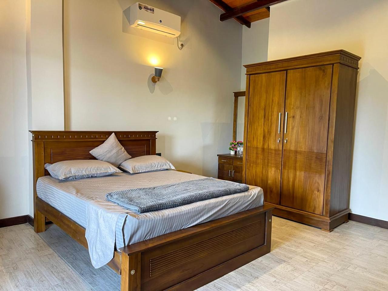 Lush Breeze Hotell Kandy Eksteriør bilde