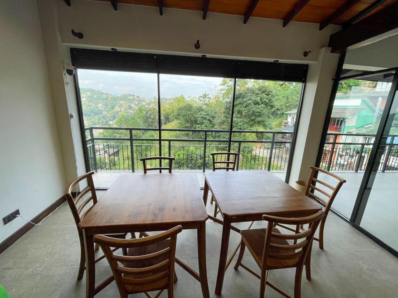 Lush Breeze Hotell Kandy Eksteriør bilde